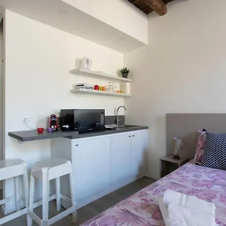 Residenza Subitosanto - Appartamento Con Balconcino 