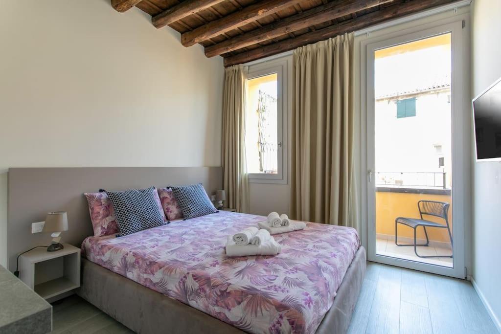 Residenza Subitosanto - Con Balconcino 